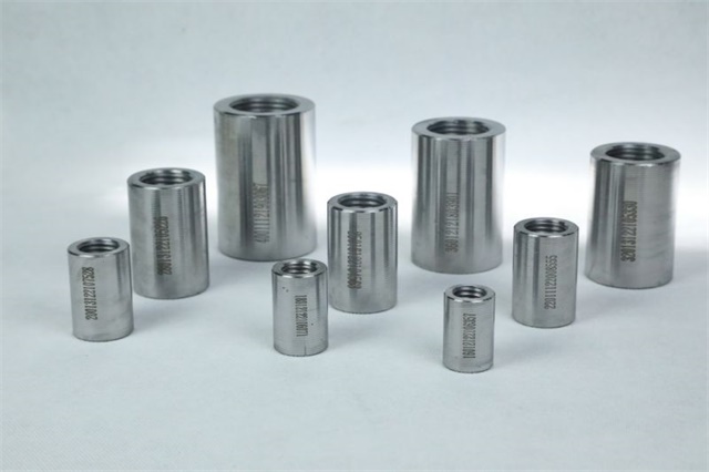 得荣直螺纹钢筋套筒尺寸表