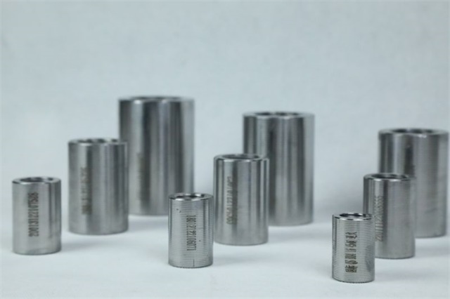 得荣直螺纹钢筋套筒尺寸表